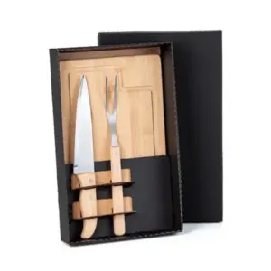 Kit para churrasco em bambu e madeira personalizado