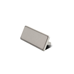 Placa de metal imantada prata para mochila personalizada
