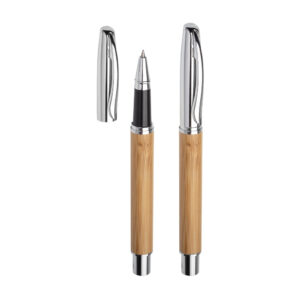 Caneta roller de bambu com detalhe em metal personalizada