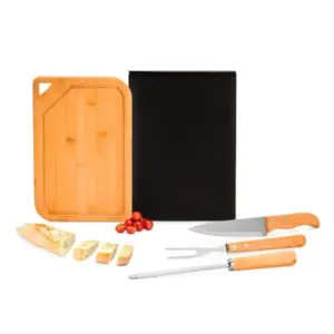 Conjunto para churrasco em bambu inox e madeira 4 peças personalizado