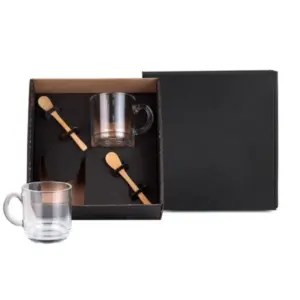 Kit 2 canecas de vidro com colheres em bambu personalizado