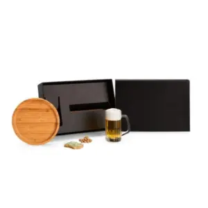Kit cerveja e petisco com tábua em bambu personalizado