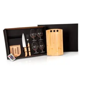 Kit churrasco cerveja e truco com baralho 8 peças personalizado
