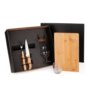 Kit churrasco cerveja e whisky 5 peças personalizado