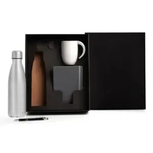 Kit garrafa e acessórios 4 peças personalizado