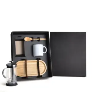 Kit para café cafeteira prensa caneca e bandeja personalizado