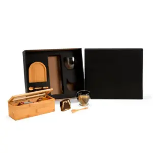 Kit para chá caixa em bambu e copos parede dupla 6 peças personalizado