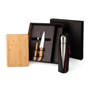 Kit para churrasco com garrafa térmica 5 peças personalizado