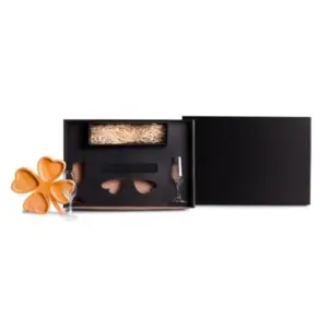 Kit petisco e champanhe 3 peças personalizado