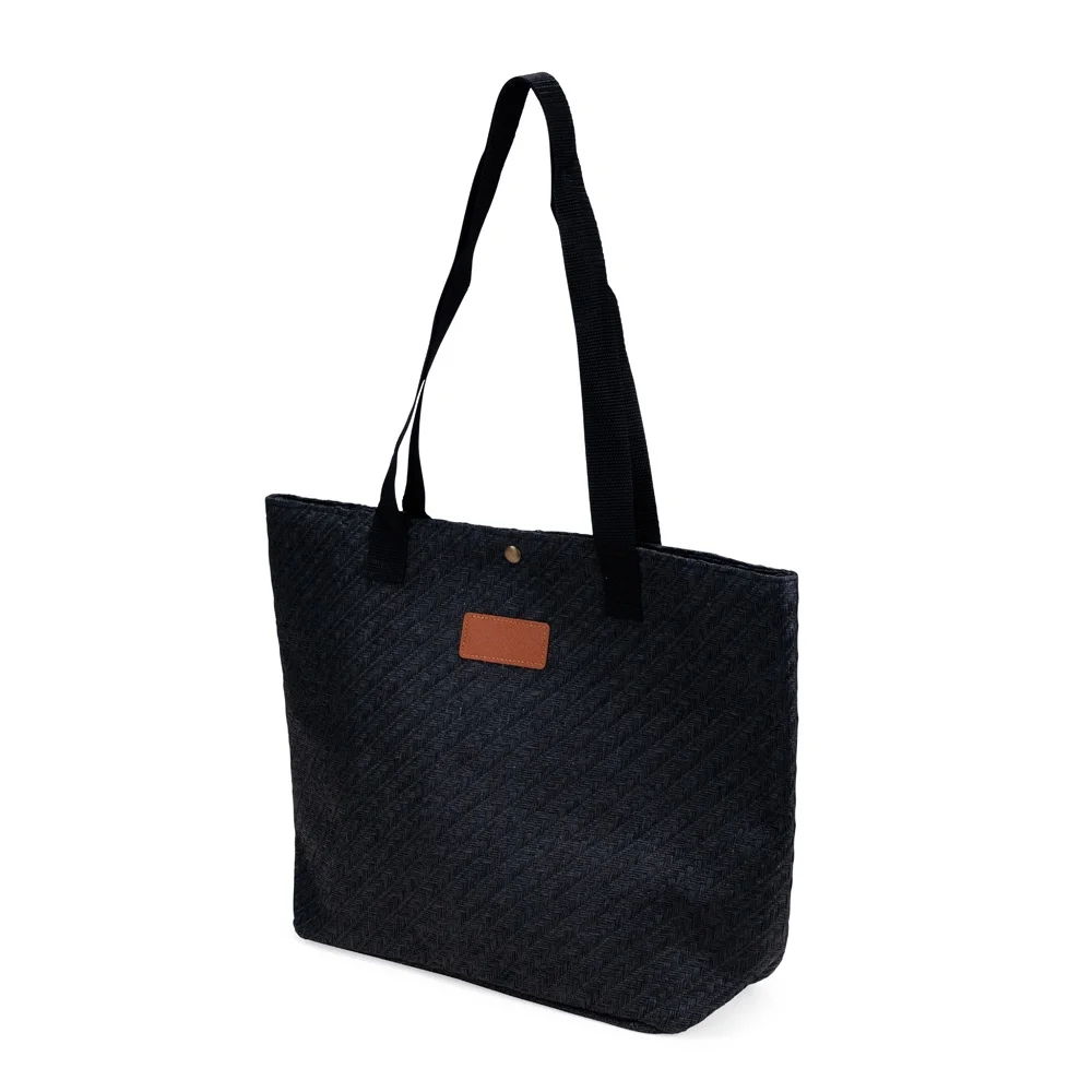 Bolsa de palha trançada com botão personalizada
