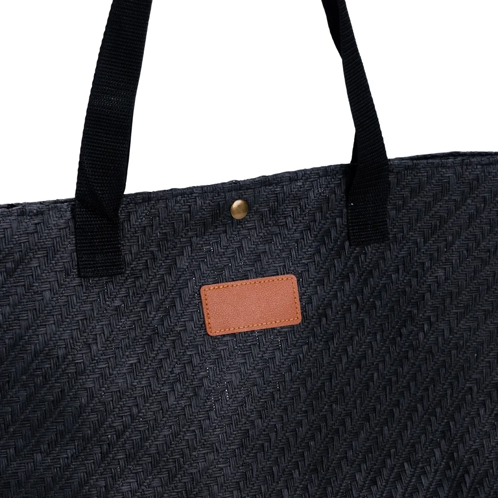 Bolsa de palha trançada com botão personalizada