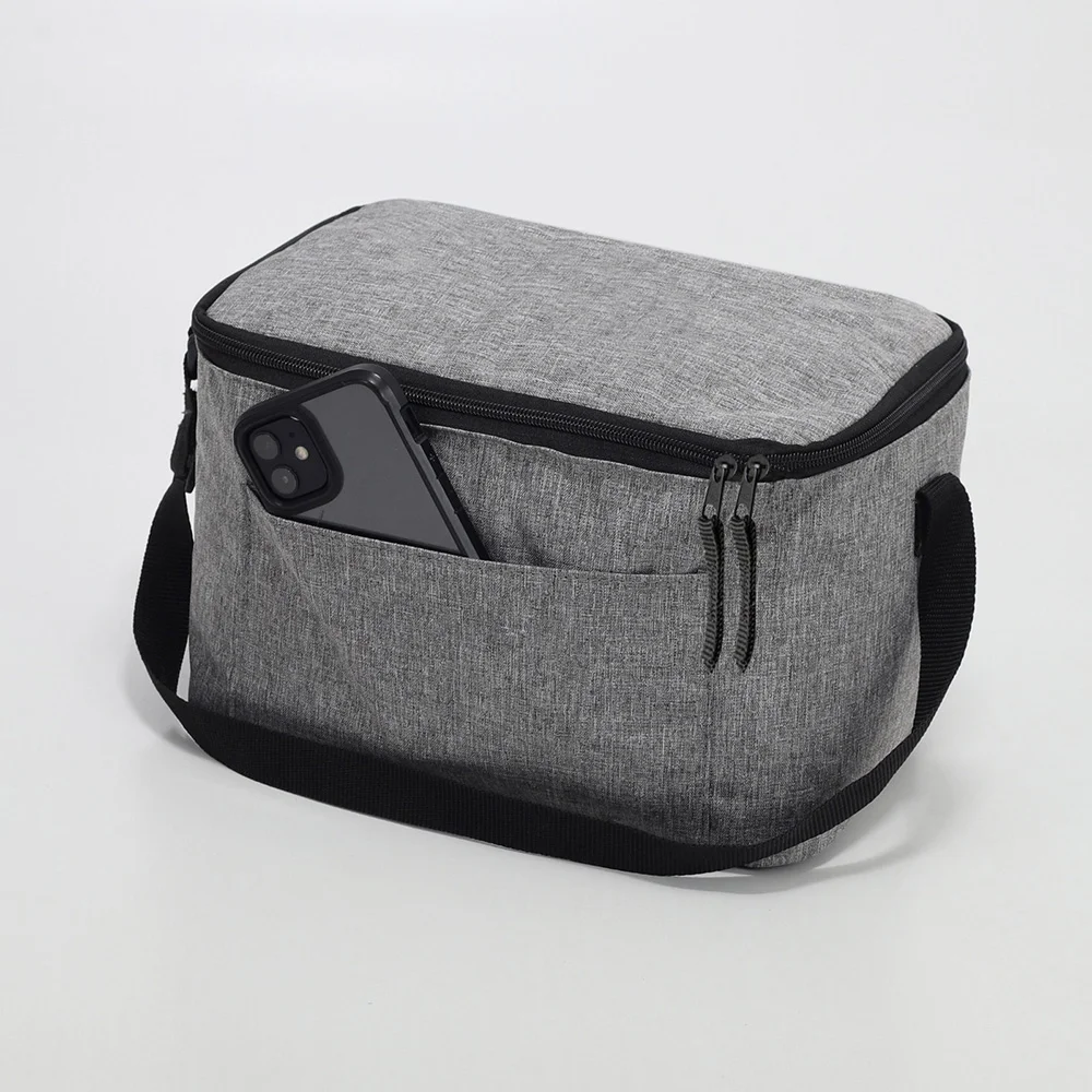 Bolsa térmica em nylon 10 litros com bolso frontal personalizada