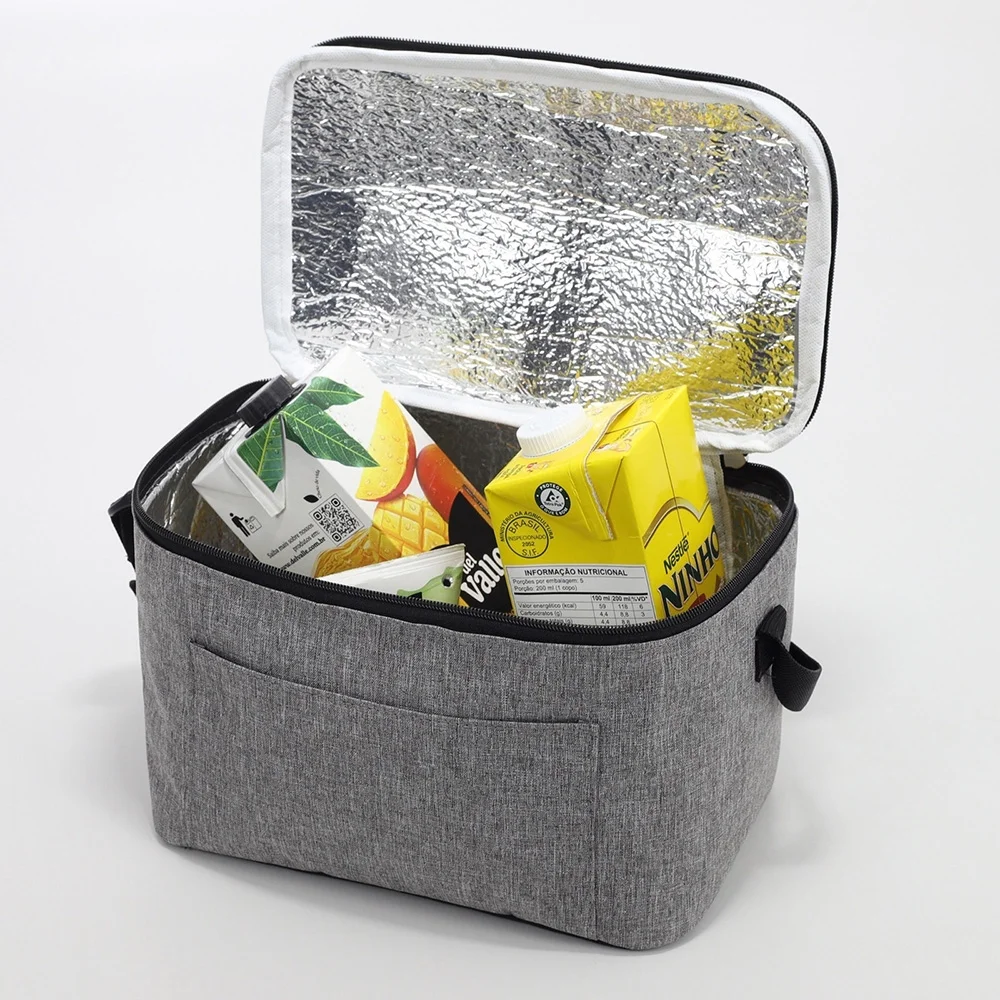 Bolsa térmica em nylon 10 litros com bolso frontal personalizada