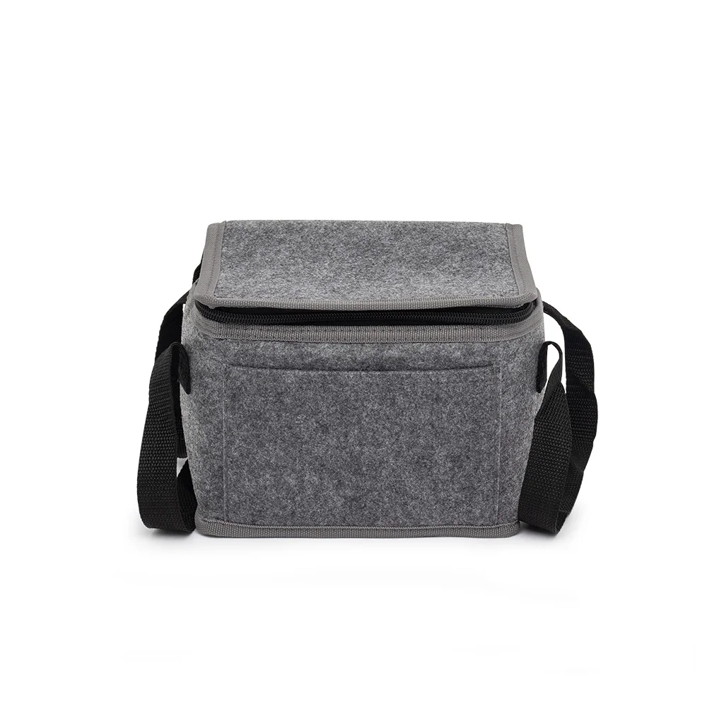 Bolsa térmica em feltro com bolso frontal 6 litros personalizada