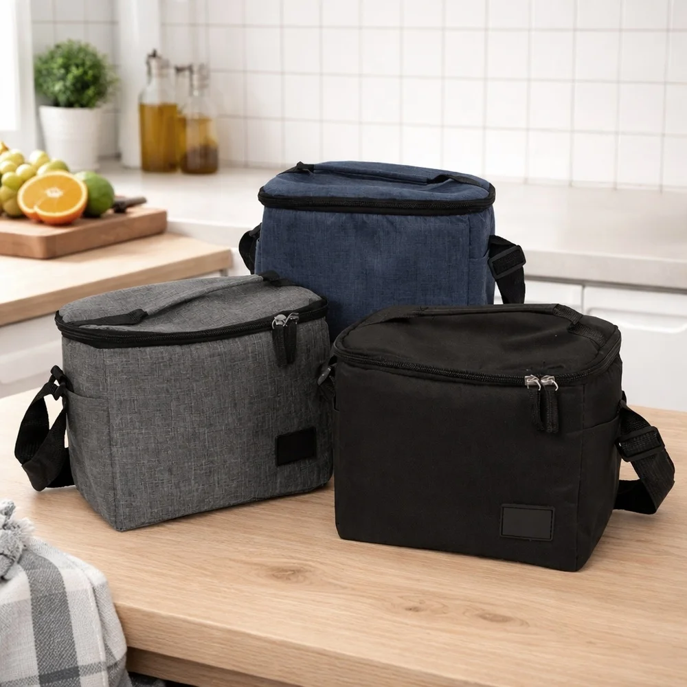 Bolsa térmica em oxford com plaquinha 6 litros personalizada