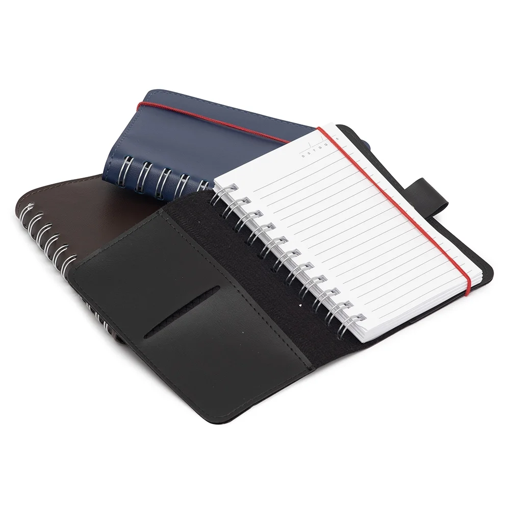 Caderneta 12x16cm em couro sintético personalizada