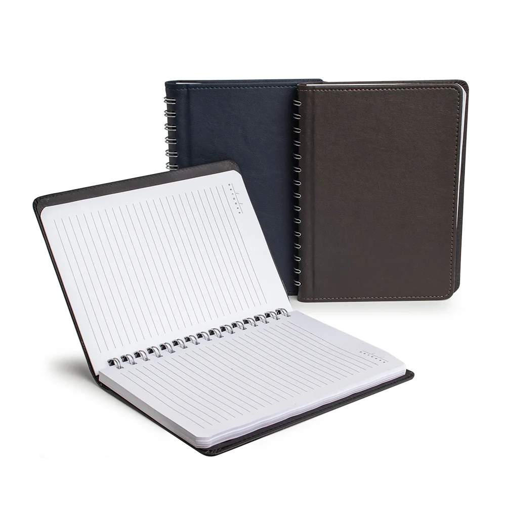 Caderno grande 16x22cm em couro sintético personalizada