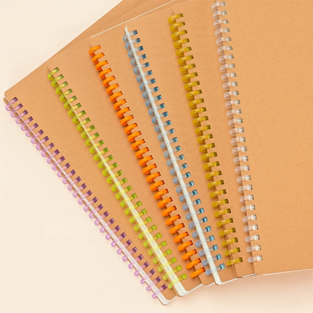 Caderno grande 26x19xm em kraft com espiral personalizado