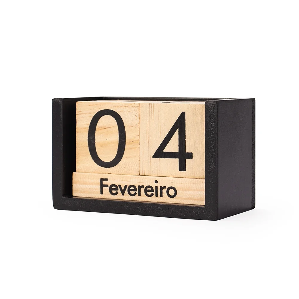 Calendário permanente em madeira personalizado